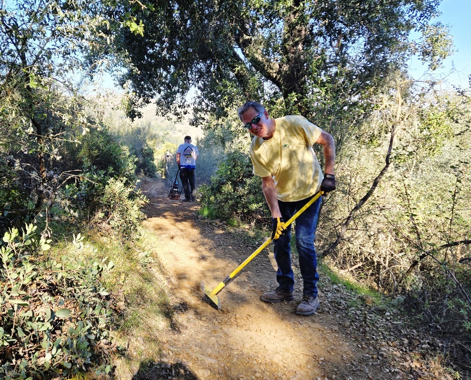 Carl smoothing out the trail.